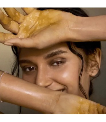 اسکراب بدن شکری شیر و عسل گلد