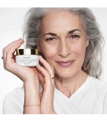 کرم روز مولتی کورکتینگ ریستور نوایج پلاس