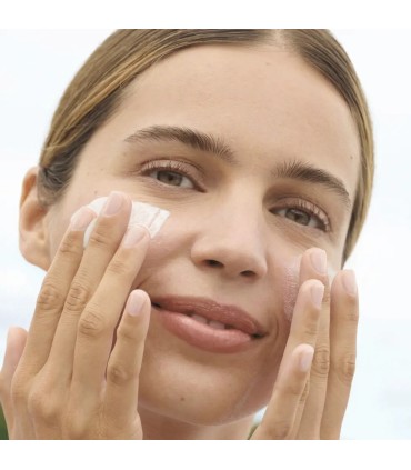 کرم ضدآفتاب دیلی گلو اپتیمالز SPF50