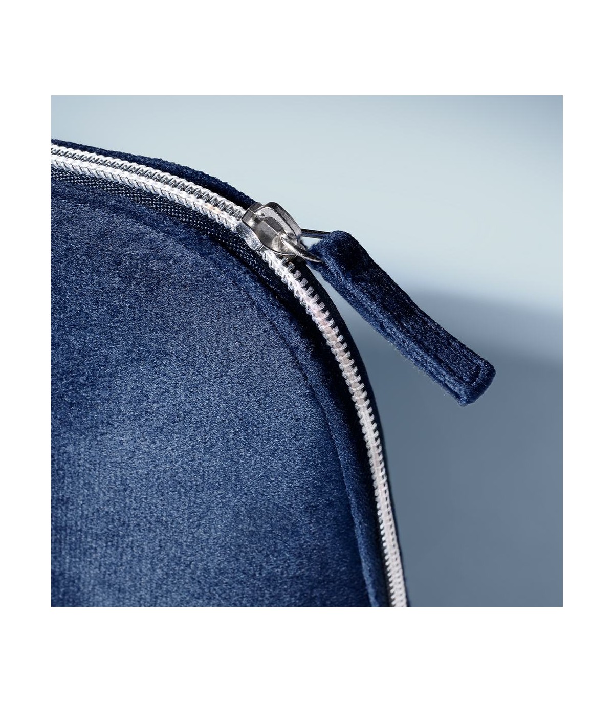 کیف لوازم آرایشی مجیکال میدنایت اکسکلوسیو