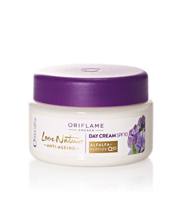 کرم روز ضدپیری  با عصاره یونجه Love nature بالای 30 سال